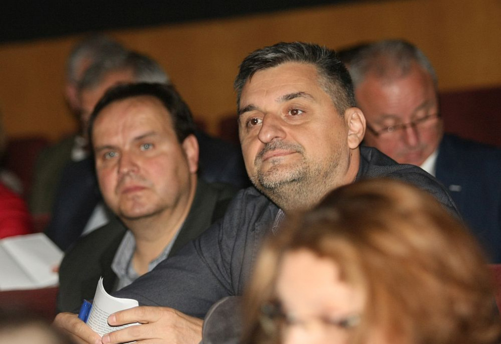 Депутатът от БСП Кирил Добрев, който бе избран за зам.-председател на партията, заяви, че напуска НС