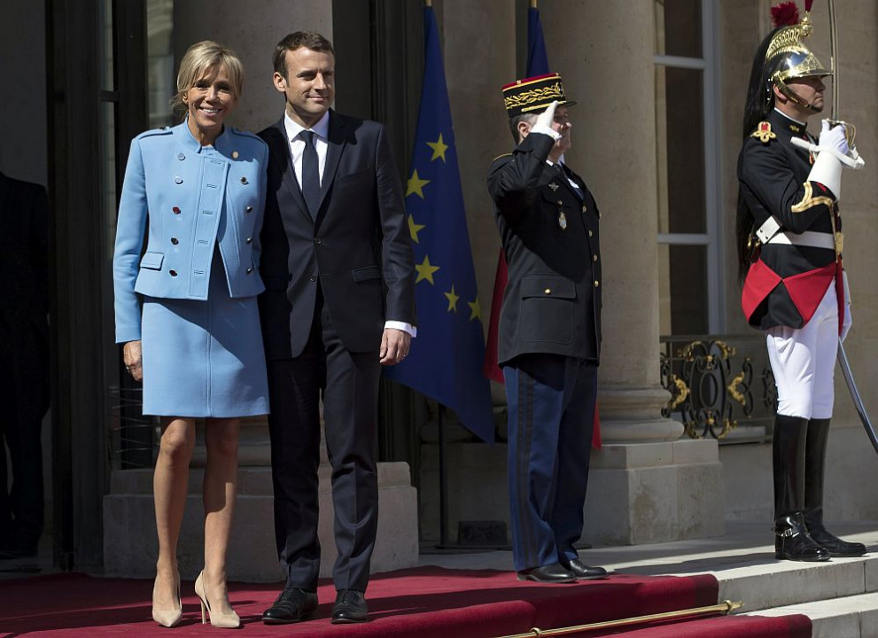  Новият президент на Франция Еманюел Макрон встъпи в служба 
