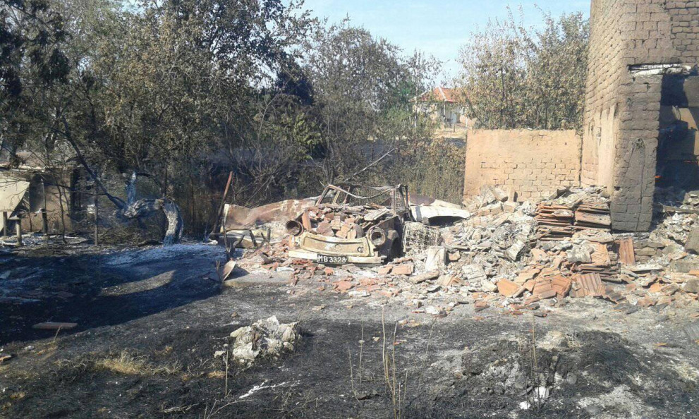  След пожара в село Славотин. 