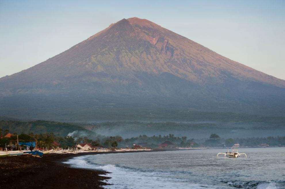  вулкан Бали 