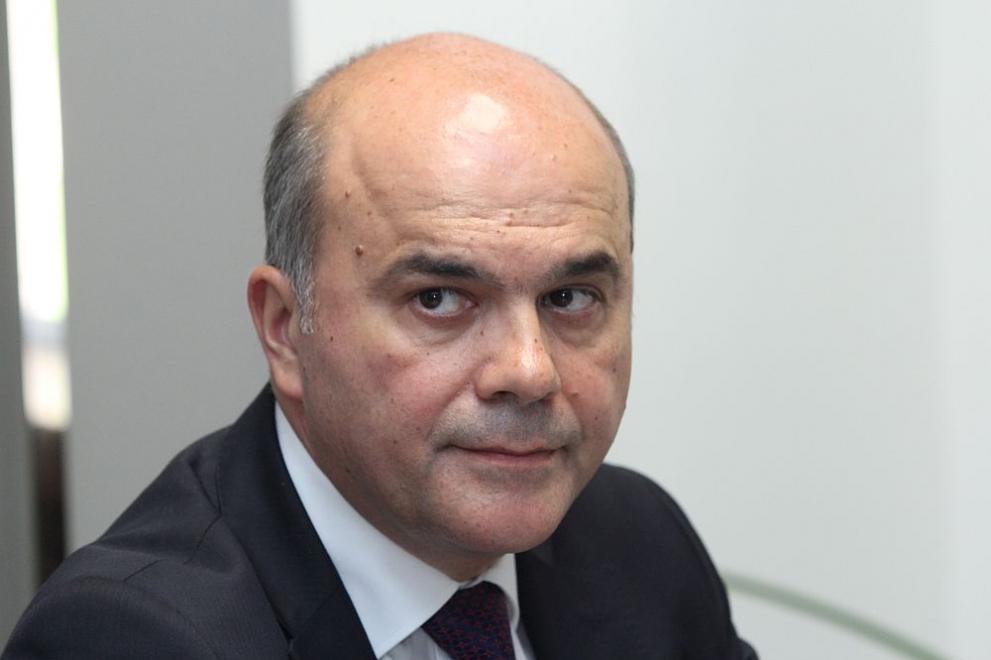 Социалният министър Бисер Петков