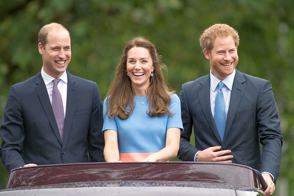 Принц Уилям, херцогиня Катрин и принц Хари