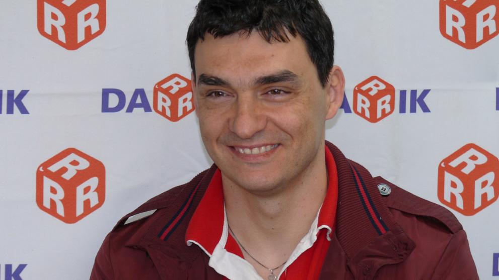 Владо Николов