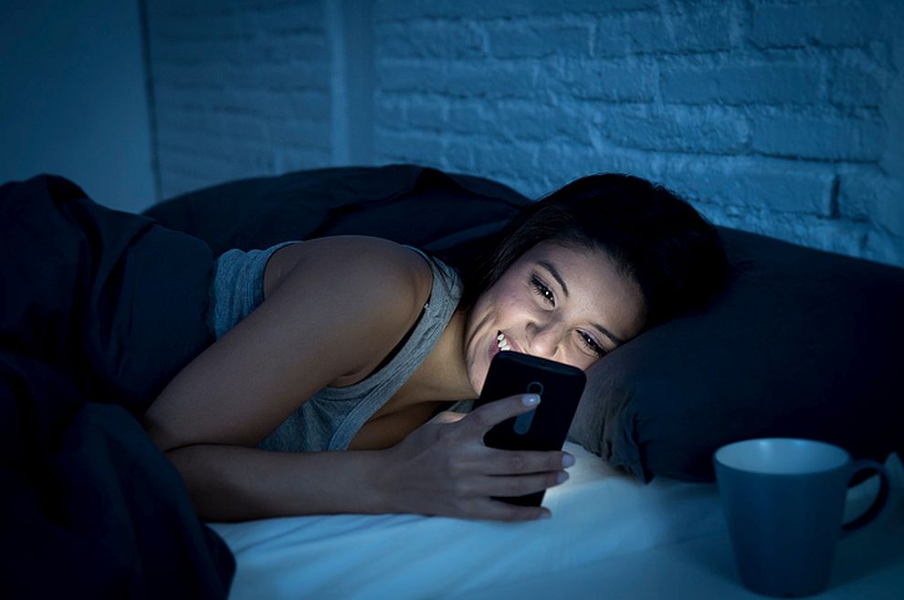 На първо място сред неблагоприятните за здравето привички е използването на телефони преди лягане