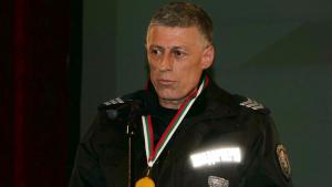 Отличиха варненски полицай в инициативата Достойните българи