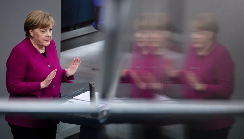  Канцлерът Ангела Меркел в първата си тирада пред Бундестага след преизбирането й за четвърти мандат 