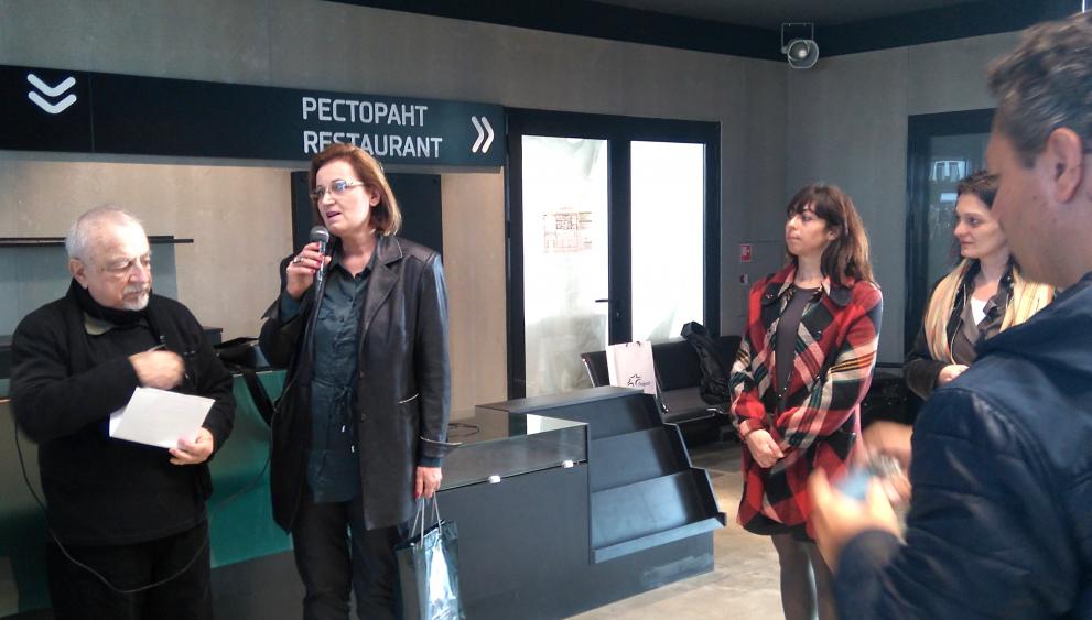 Поетът Ваньо Вълчев имаше тежката дума при определянето на победителите в конкурса. Той получи специална награда от името на кмета на Созопол.