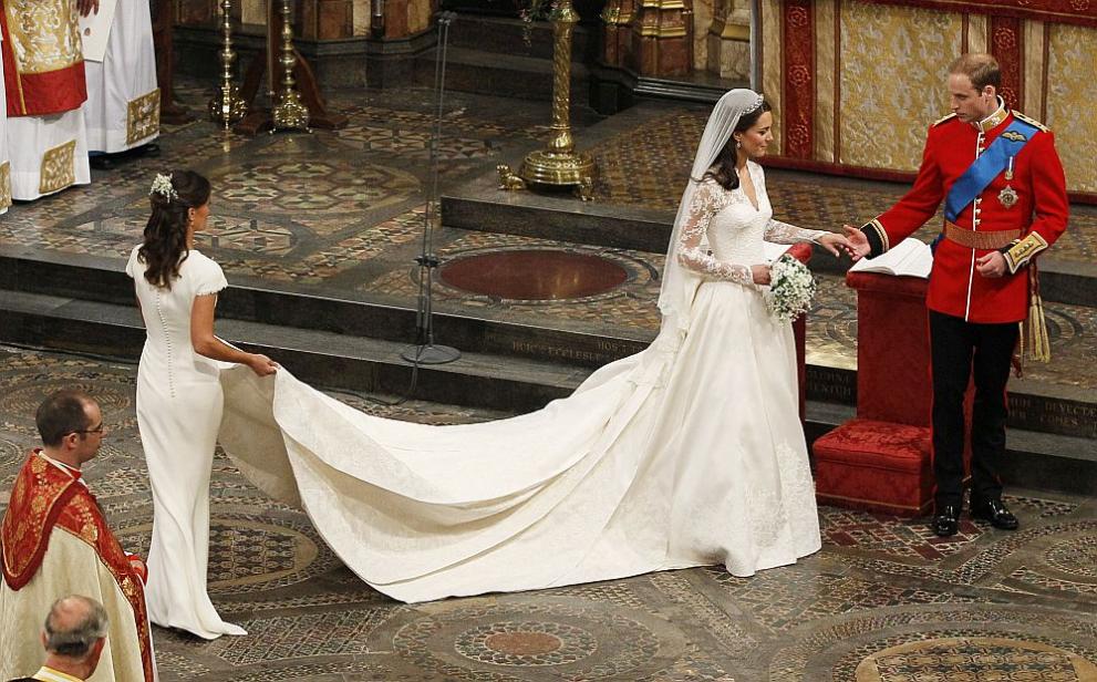  кралска женитба 