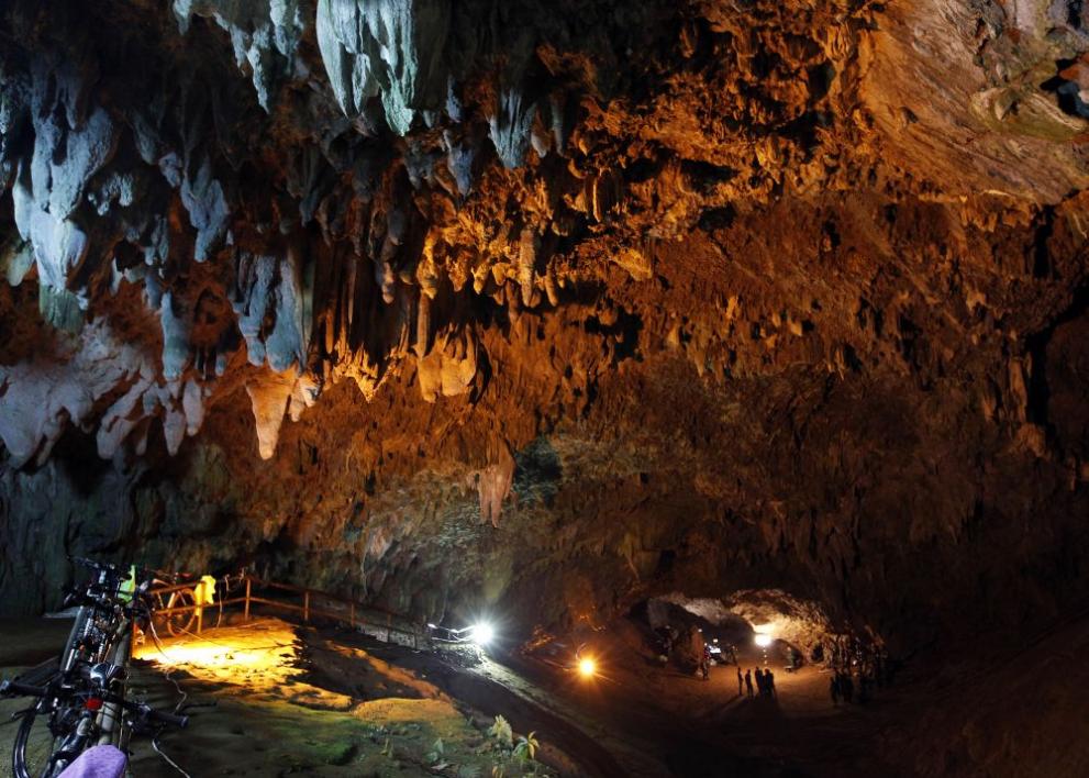  деца пещера Тайланд 