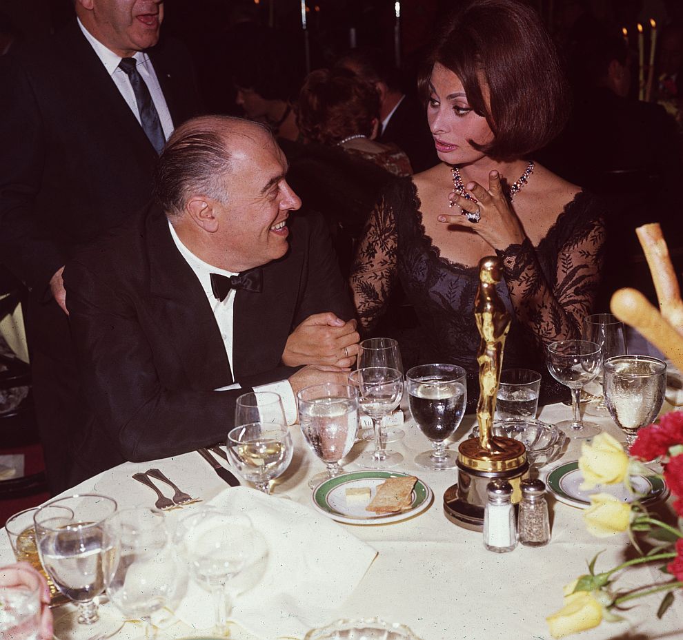  София Лорен със брачна половинка си Карло Понти през 1962 година 