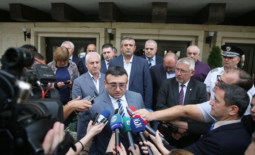 Вътрешният министър Младен Маринов се срещна със синдикалните организации
