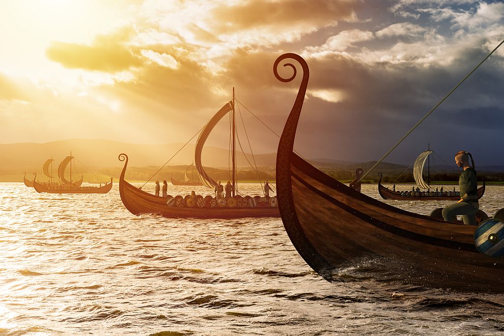 През епохата на викингите било традиция военачалници да бъдат погребвани на борда на кораби, затрупани под могили
