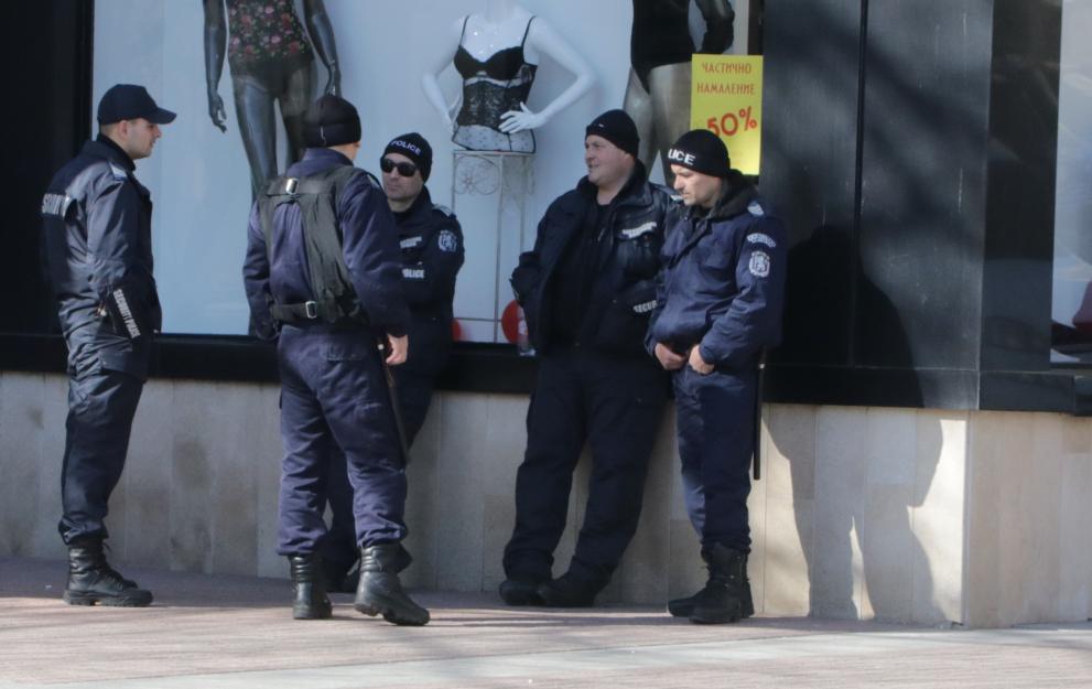  полиция на митинга в Хасково 