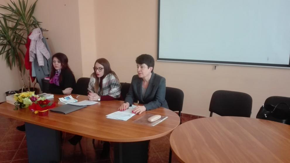 Магистрати с лекция на правни теми пред гимназисти от Кюстендил
