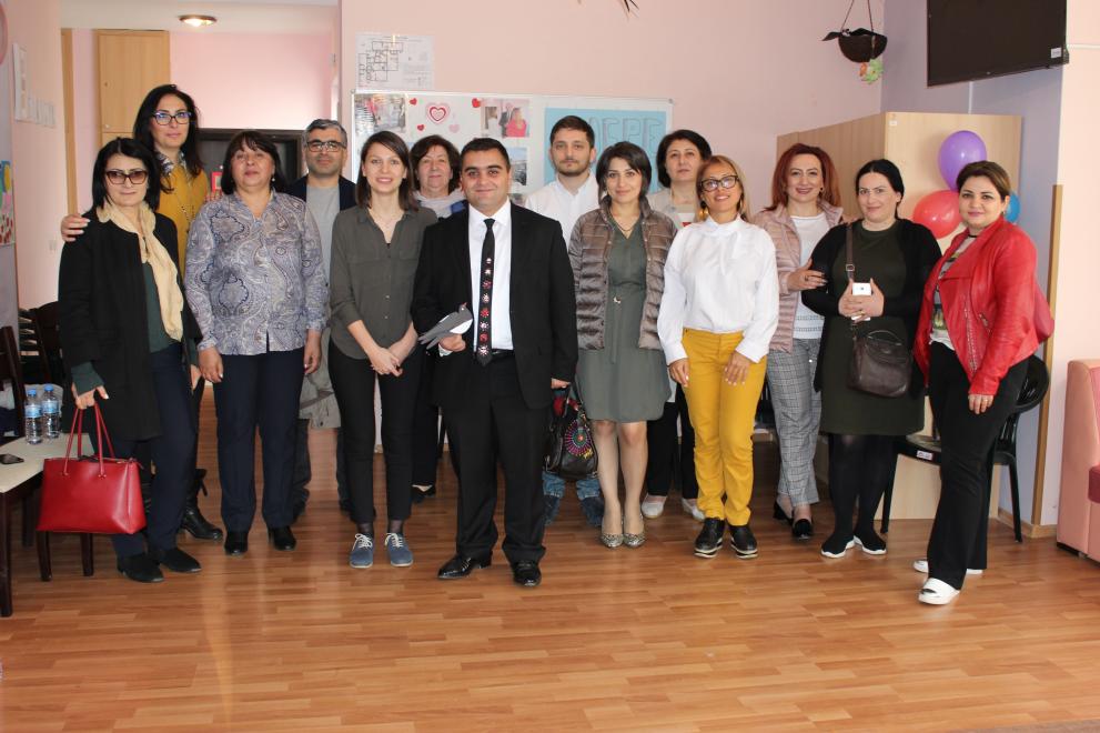 Арменска делегация почерпи опит в социалната сфера от фондация Сийдър в Кюстендил