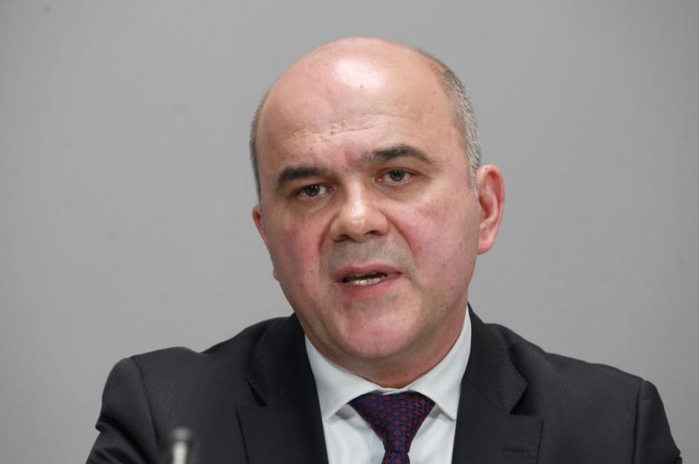 Министър Бисер Петков