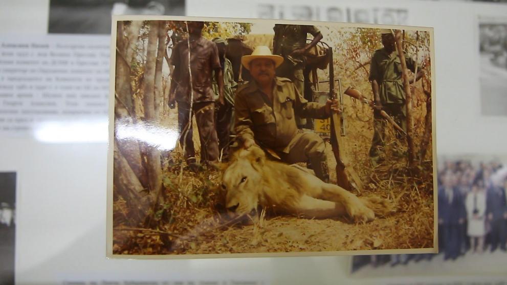 Снимката е от ловно сафари в Танзания.