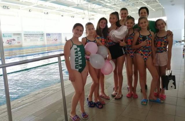 благоевградски отбор по артистично плуване на Републиканско първенство