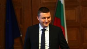 Проверяват ни данъците ако теглим кредит или продаваме имот