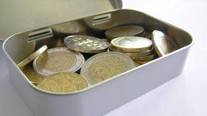 Русия диверсифицира валутните резерви с австралийски и канадски долари