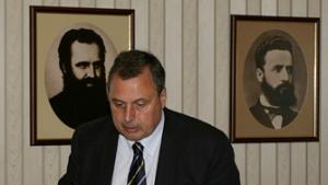 Премиерът е бил подведен за професионалните фондове