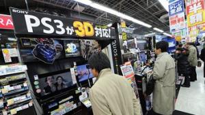 Sony събира парчетата след удара на хакерите Щетите може да