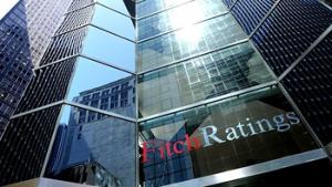 Fitch удар по британските банки