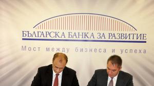 Унгария си подсигурява бизнес у нас с кредити за 10
