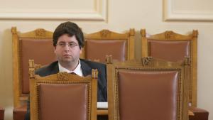 Правителството стигна тавана на дълга изцежда държавните предприятия