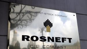 Роснефт отстъпва в Арктика
