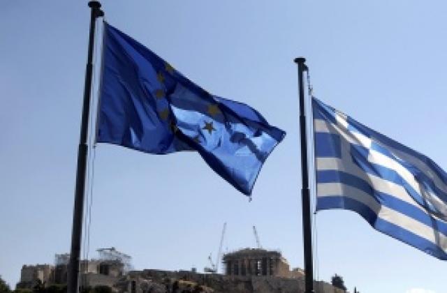 Гърция намалява данъците за фирмите и домакинствата