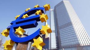 Европейската централна банка ЕЦБ очаква високата инфлация в еврозоната бързо да спадне според главния