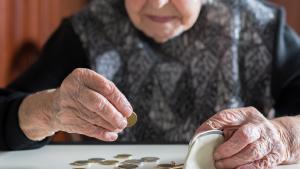 От ГЕРБ предлагат от 1 януари да отпадне таванът на пенсиите