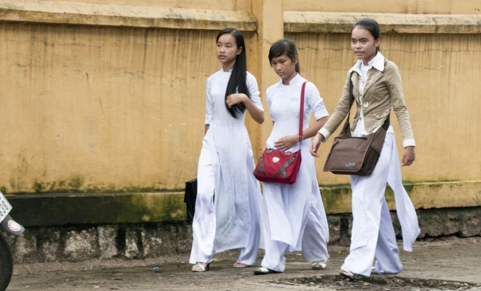  Виетнам дреха учебно заведение ученички 