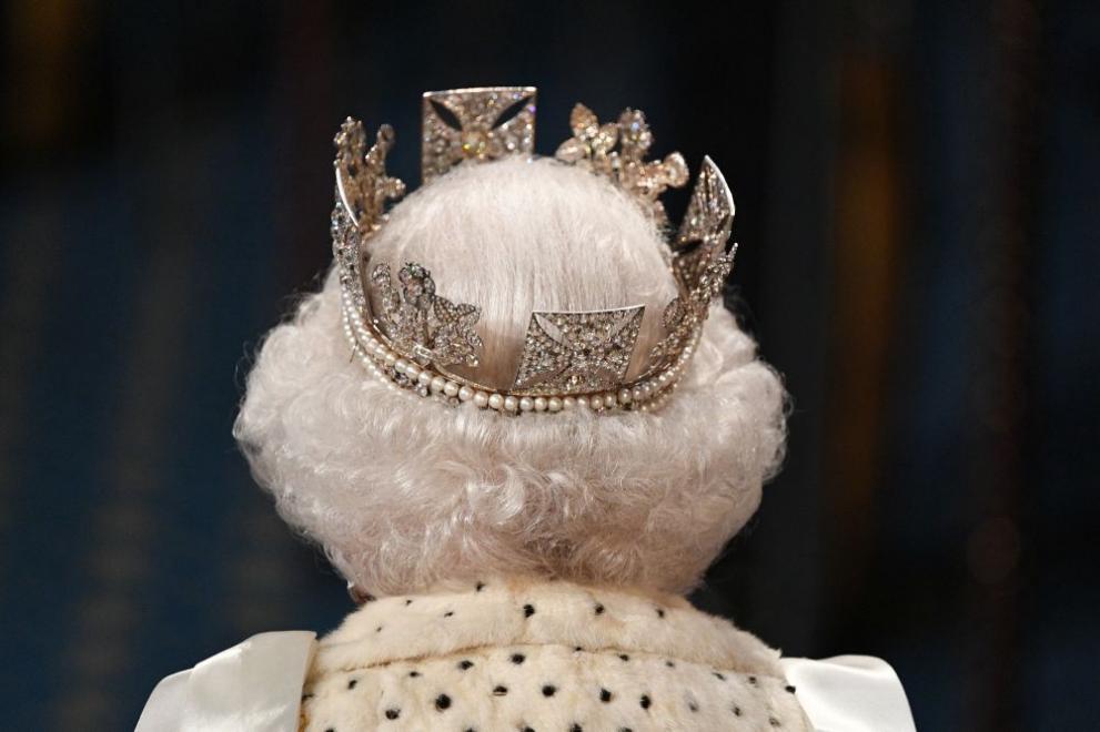  кралица Елизабет II корона 