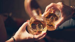 Спирт с есенция вместо оригинален алкохол в заведения по морето