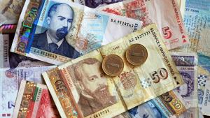 Средствата управлявани от дружествата извършващи застрахователна дейност в България възлизат