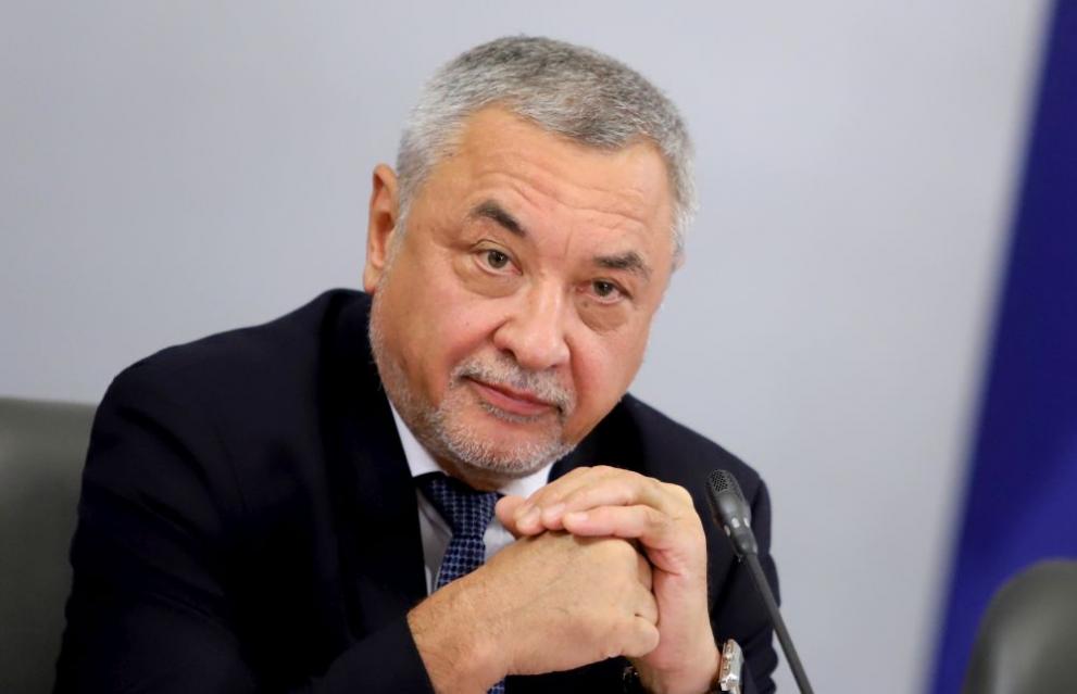 НФСБ: Няма по-последователен политик от Валери Симеонов, когато става дума за защита интересите на българския бизнес – в случая на ресторантьори и собственици на заведения