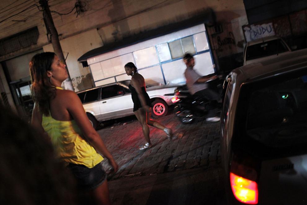 Проститутките в Бразилия настояват да бъдат ваксинирани приоритетно