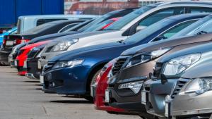 Продажбите на автомобилите втора употреба са намалели рязко през миналата