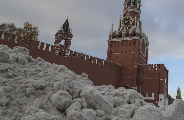 сняг преспи Москва