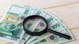 В някои сектори заплатата догонва ръста на инфлацията България години