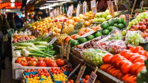 Не е нормално България да внася плодове и зеленчуци