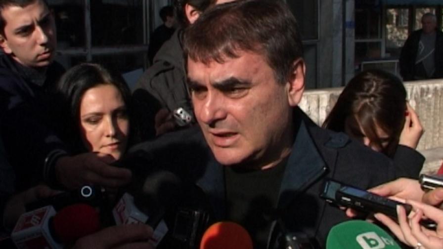 Данаил Папазов: Предлагам от 2 до 8 г. затвор за кражба на релси