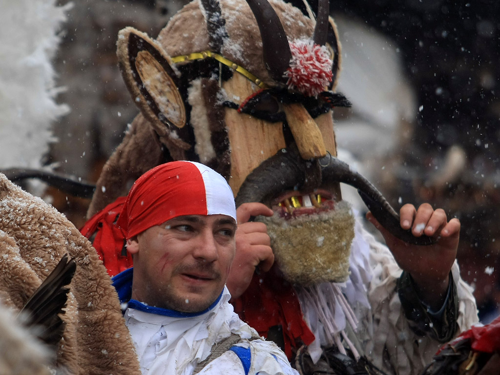 Международен фестивал на маскарадните игри, "Сурва 2014" гр. Перник