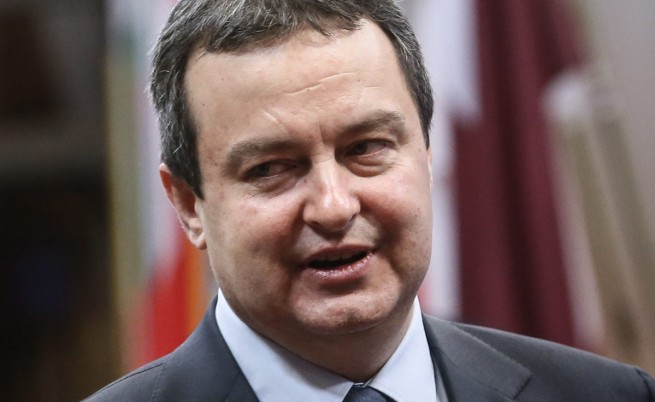 Скандал - външният министър на Сърбия пя на Ердоган