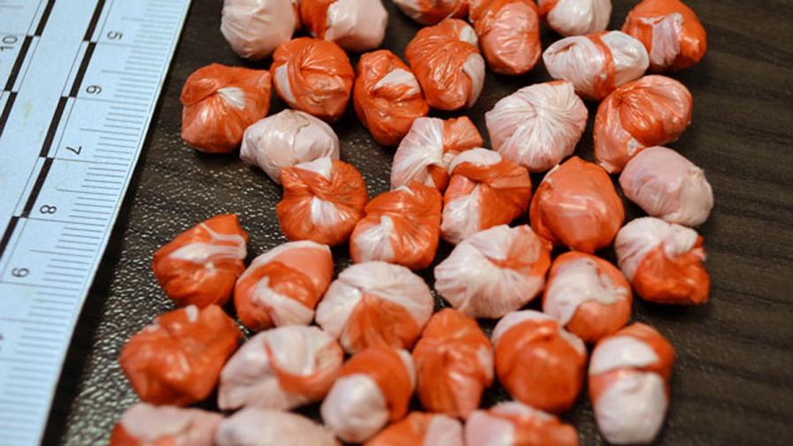 Българка опитала да внесе килограм хероин от Турция
