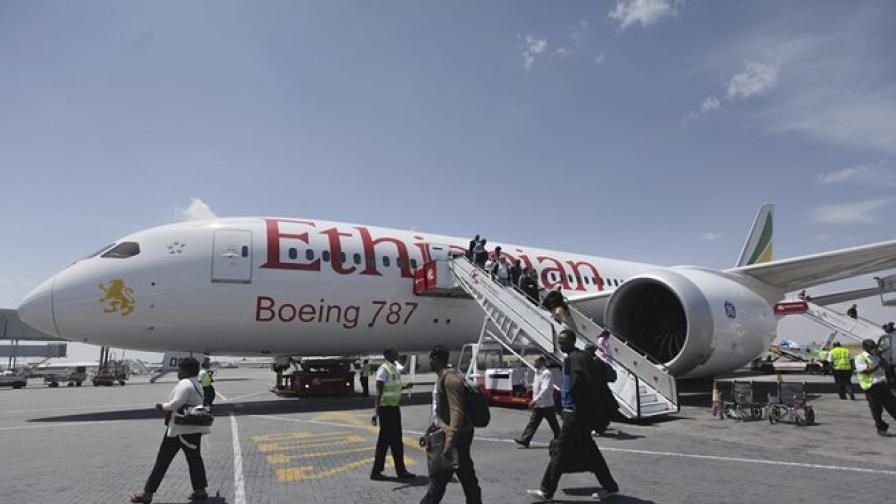 Похитител на етиопския самолет бил вторият пилот