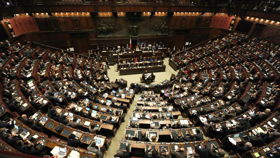 Сенатът на Италия гласува "за" премахване на провинциите