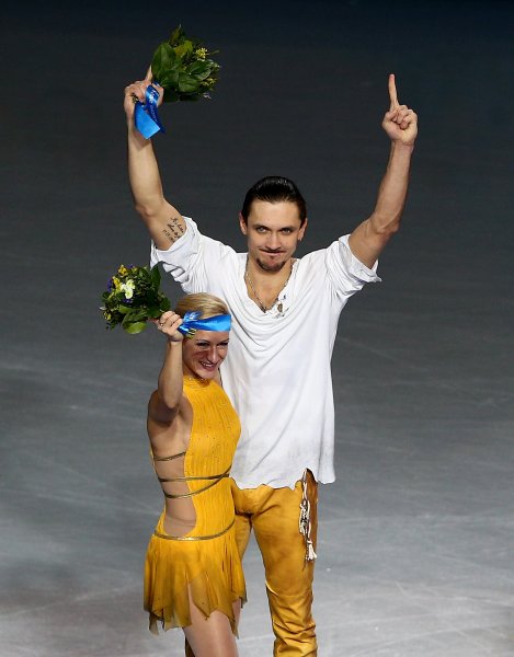 Прекрасната руска спортна двойка Татяна Волосжар и Максим Транков триумфира1